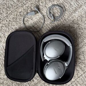 Bose QuietComfort 35 Noise Cancelling Headphones